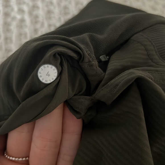 Lululemon Dance Studio Jogger in Green Size 4 - Picture 6 of 6